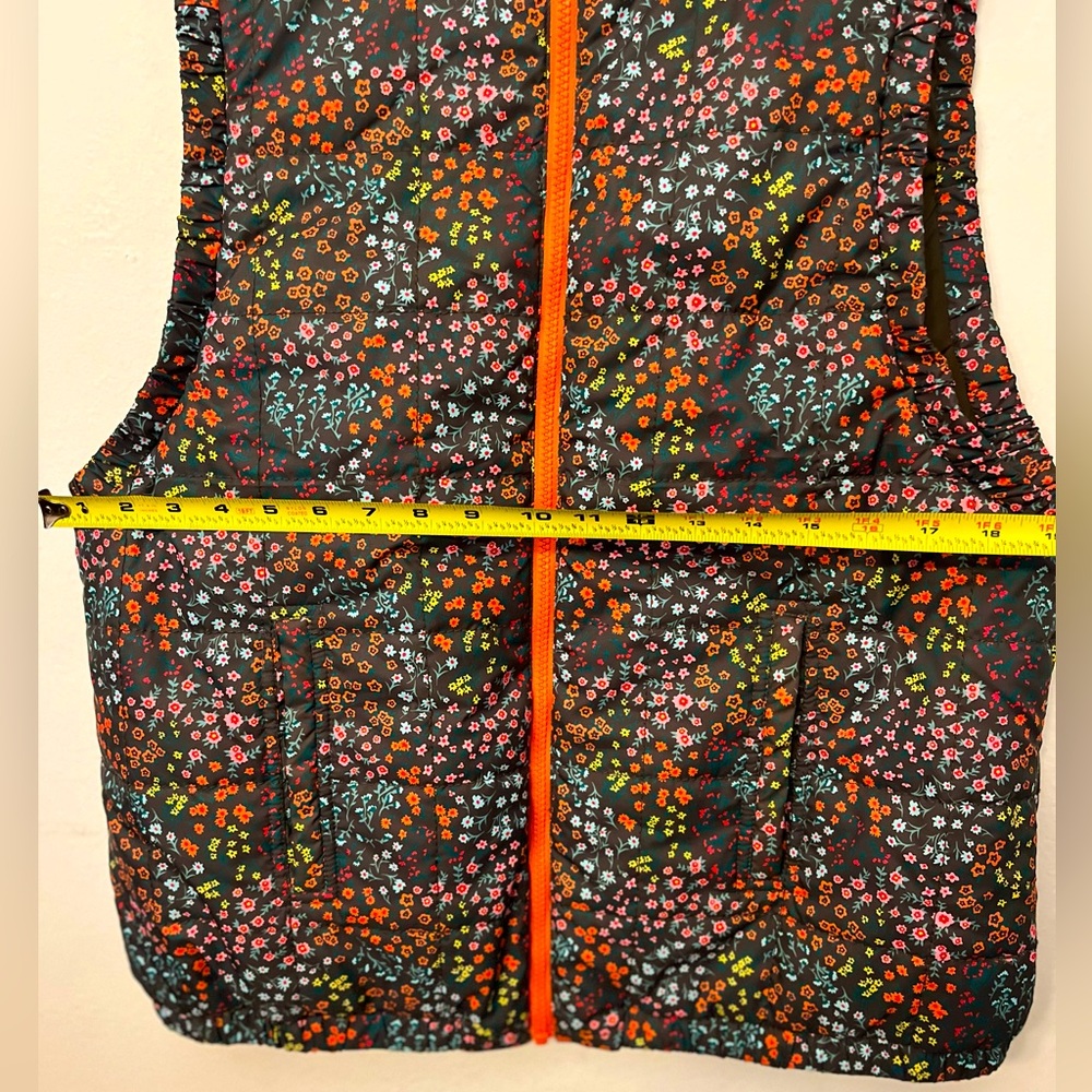 Ivy Jane Floral Quilted Puffer Vest Ruffle Trim Zip Front Women’s M/L - Picture 3 of 5